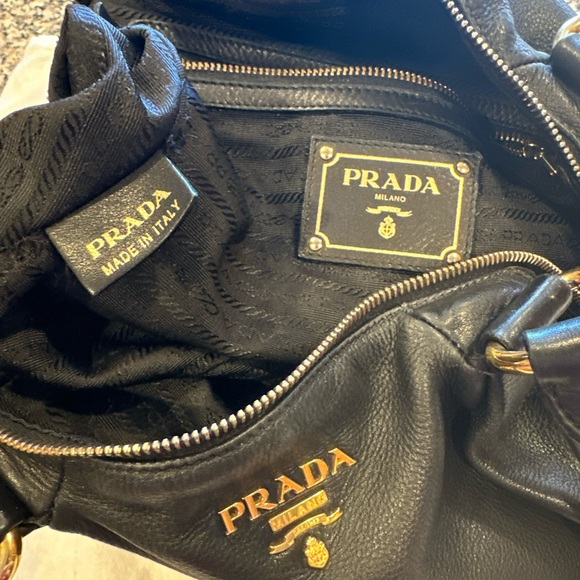 Authentic PRADA Soft calf hobo handbag - Picture 2 of 16